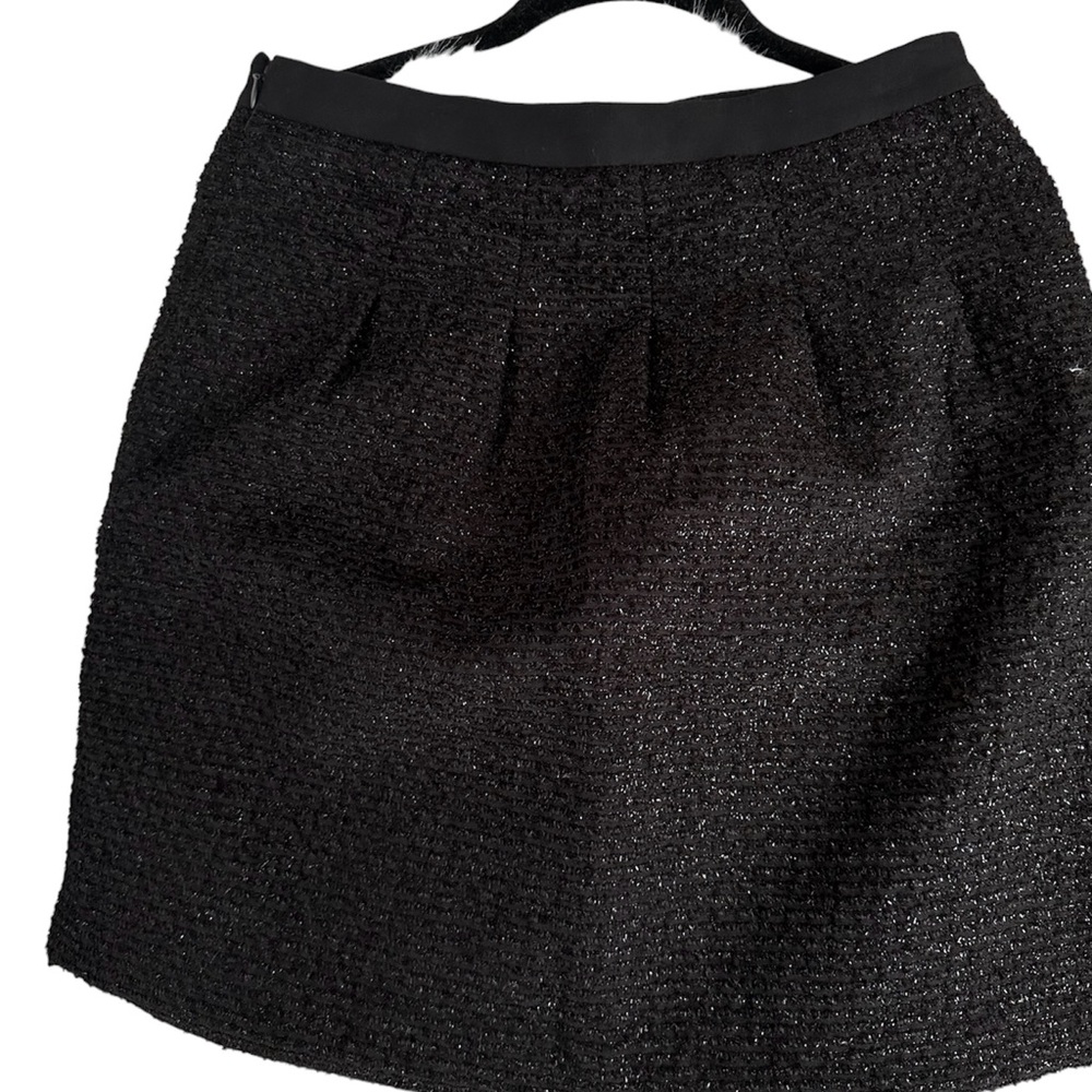 Ann Taylor Mini skirt in black metallic size 2